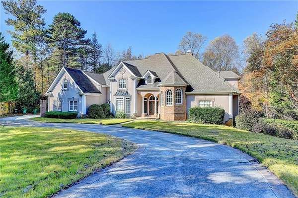 1.82 Acres of Residential Land with Home for Lease in Peachtree Corners, Georgia