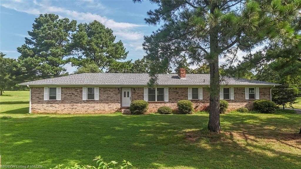 2 Acres of Residential Land with Home for Sale in Greenwood, Arkansas