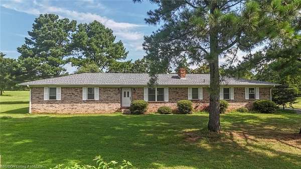 2 Acres of Residential Land with Home for Sale in Greenwood, Arkansas