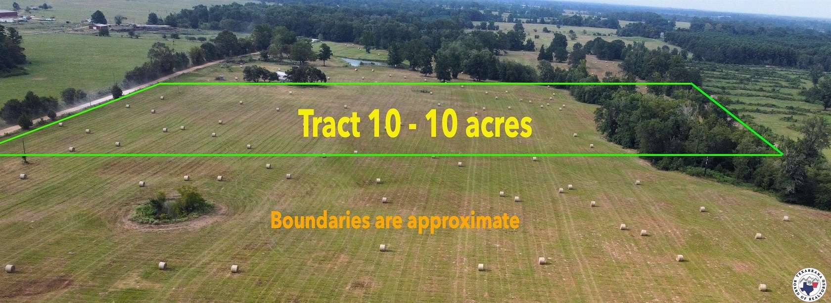 10 Acres of Land for Sale in Avery, Texas