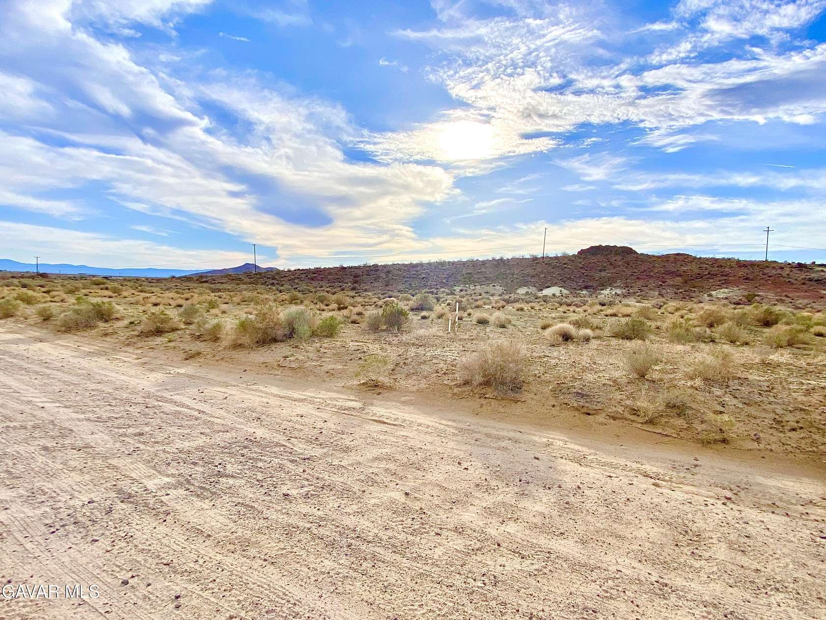 1.22 Acres of Land for Sale in Rosamond, California