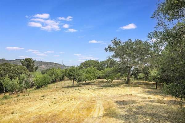 20 Acres of Recreational Land for Sale in Los Gatos, California