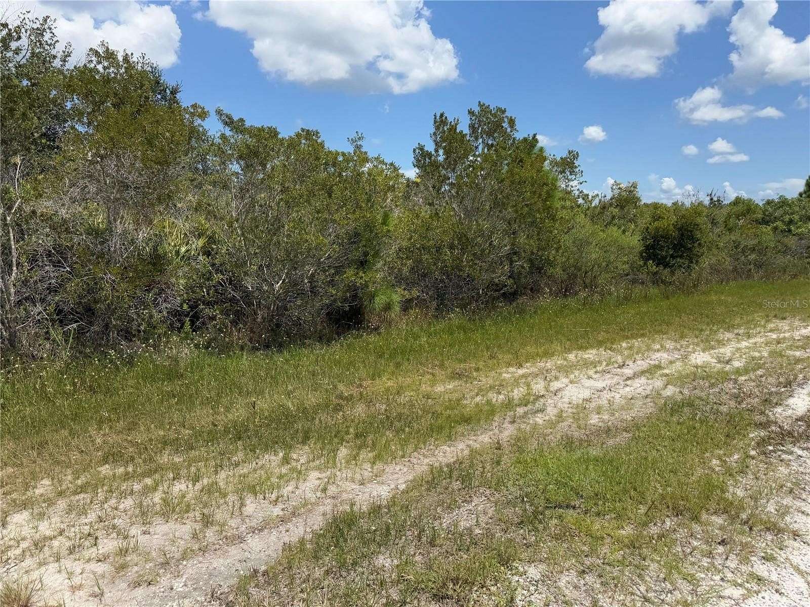 0.6 Acres of Residential Land for Sale in Indian Lake Estates, Florida