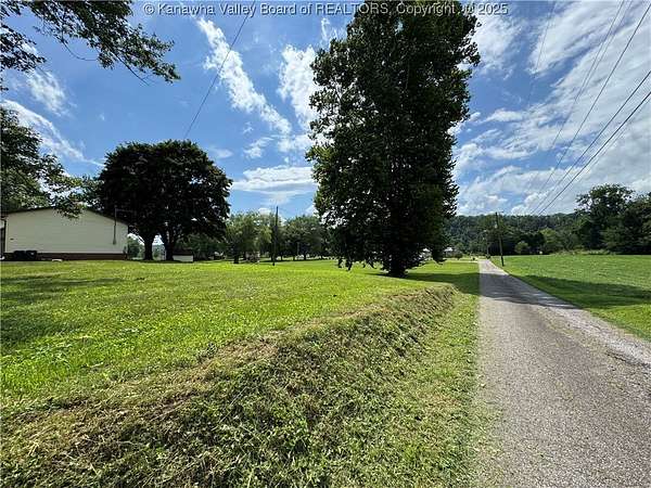 1.24 Acres of Land for Sale in Buffalo, West Virginia
