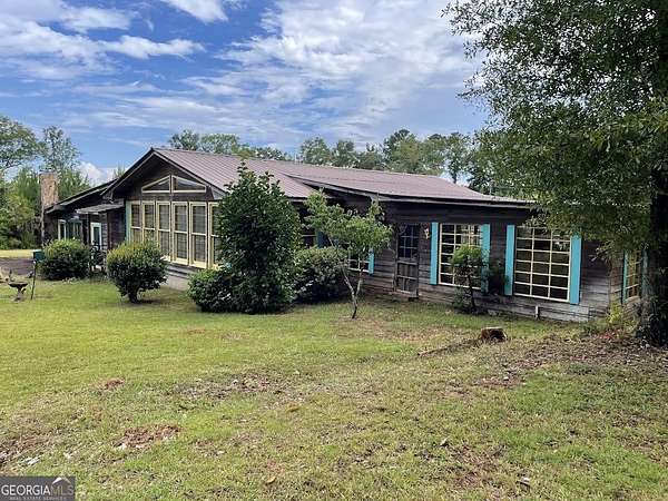 5.3 Acres of Residential Land with Home for Sale in Valley, Alabama