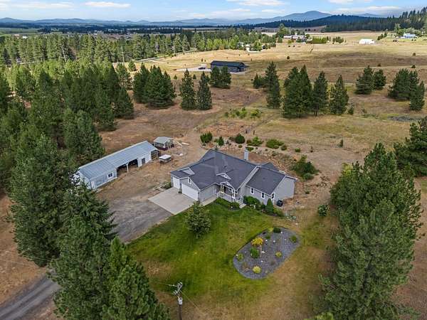 4.78 Acres of Residential Land with Home for Sale in Deer Park, Washington