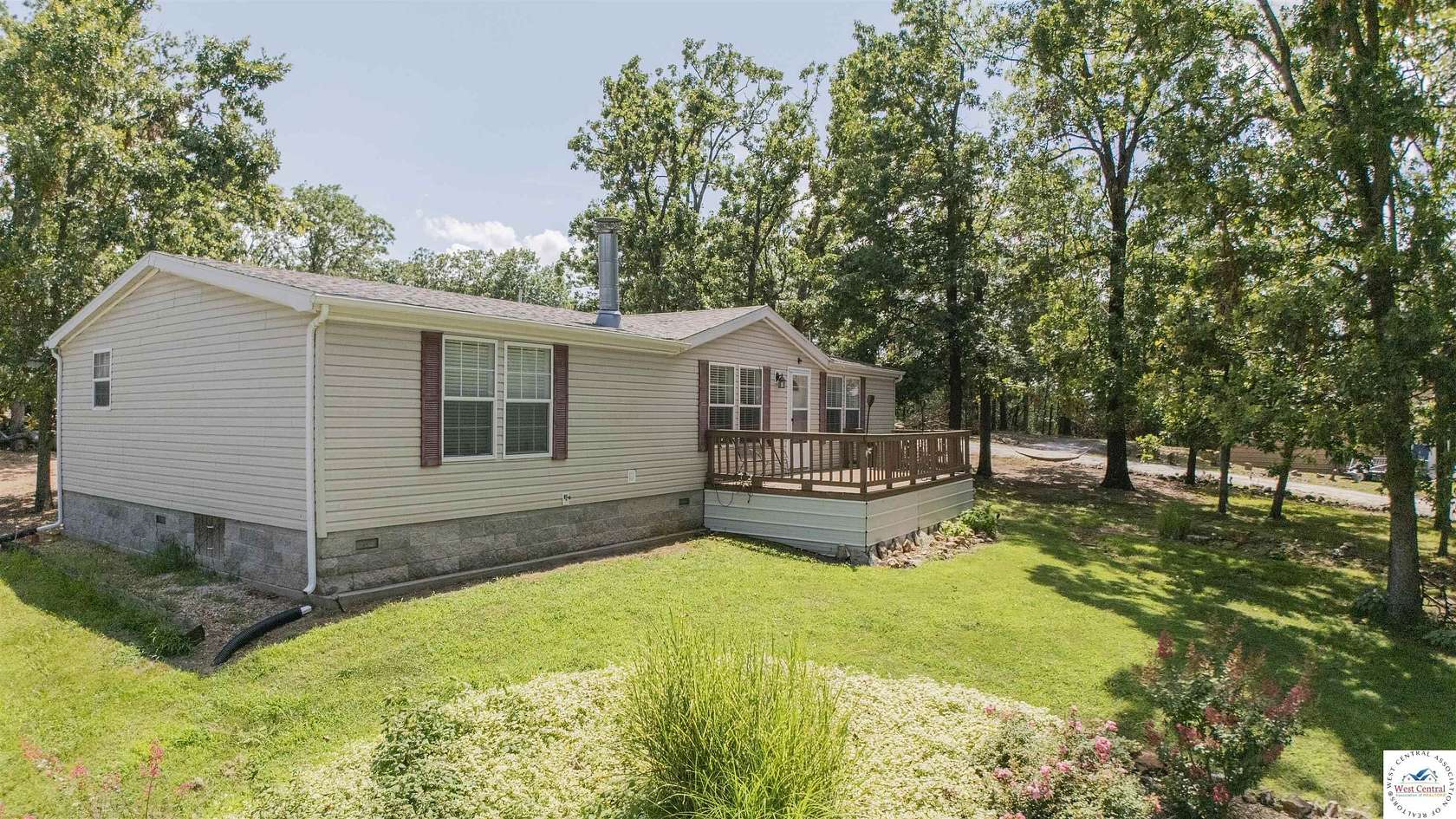 1.72 Acres of Residential Land with Home for Sale in Warsaw, Missouri