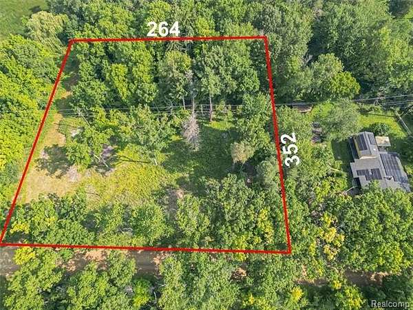 2.55 Acres of Residential Land for Sale in West Bloomfield, Michigan