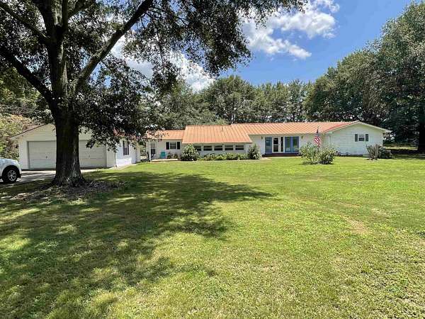 2.35 Acres of Residential Land with Home for Sale in Tuscumbia, Alabama
