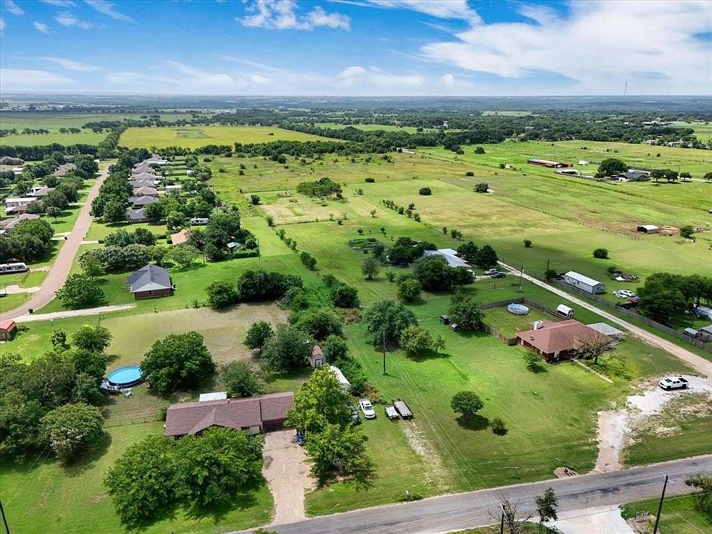 15.6 Acres of Land for Sale in Bruceville, Texas
