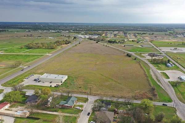 18.9 Acres of Commercial Land for Sale in Paradise, Texas