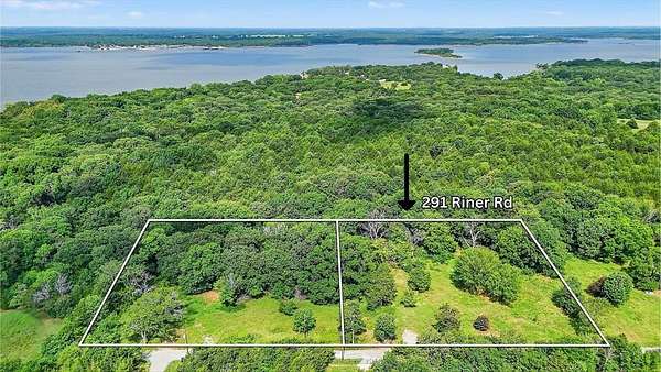 0.9 Acres of Residential Land for Sale in Pottsboro, Texas