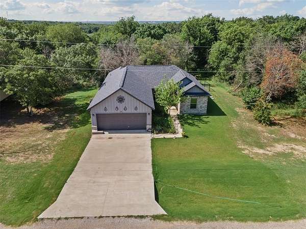 2 Acres of Residential Land with Home for Sale in Weatherford, Texas