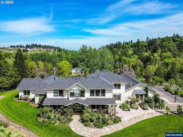 5.14 Acres of Residential Land with Home for Sale in Salem, Oregon