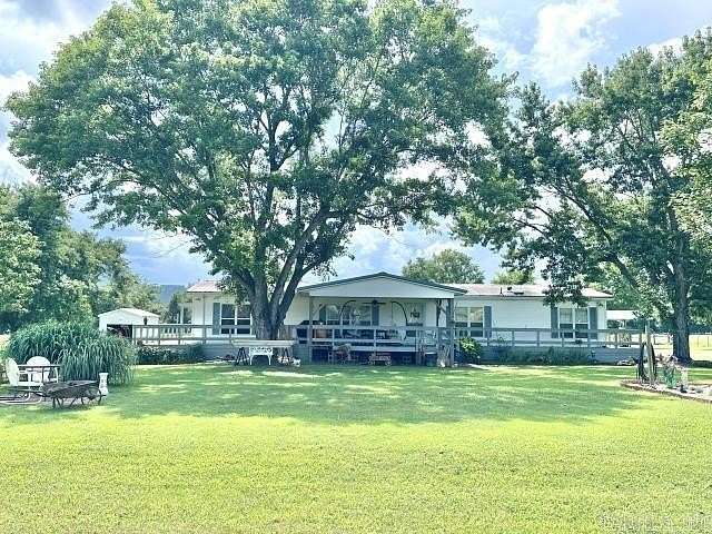 25 Acres of Agricultural Land with Home for Sale in Flippin, Arkansas
