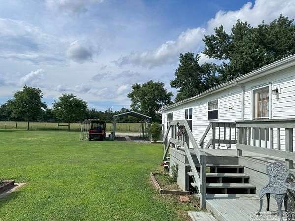 25 Acres of Agricultural Land with Home for Sale in Flippin, Arkansas