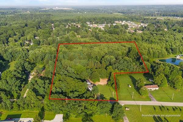 10 Acres of Residential Land with Home for Sale in Mansfield, Ohio