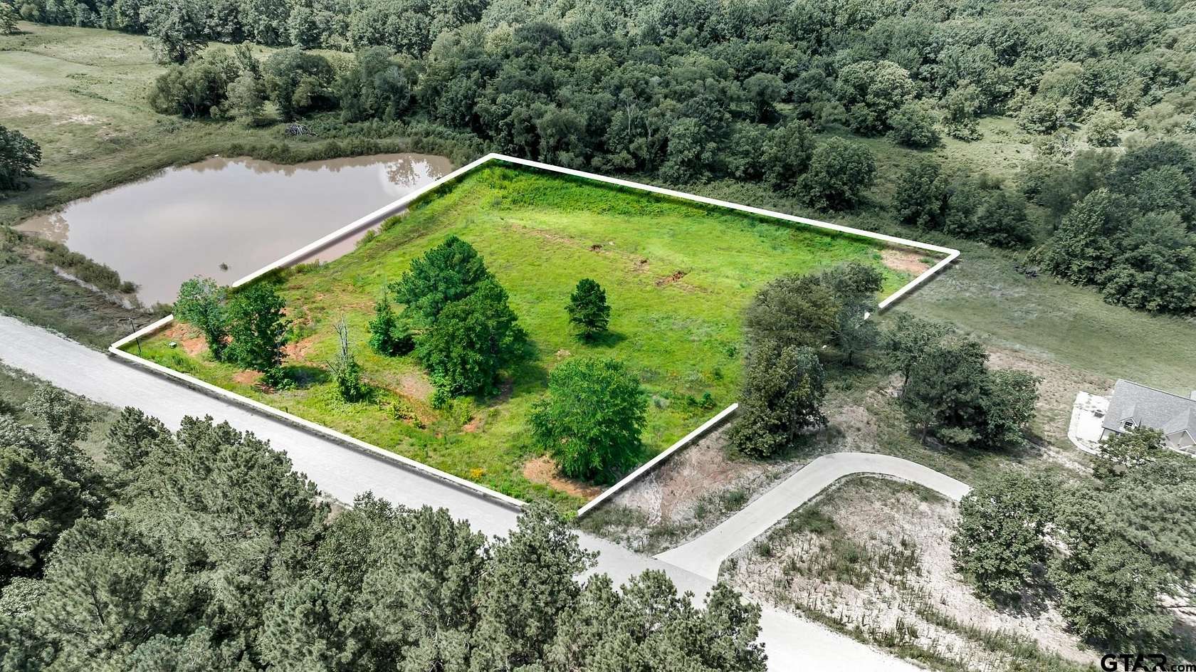 1.89 Acres of Residential Land for Sale in Winona, Texas