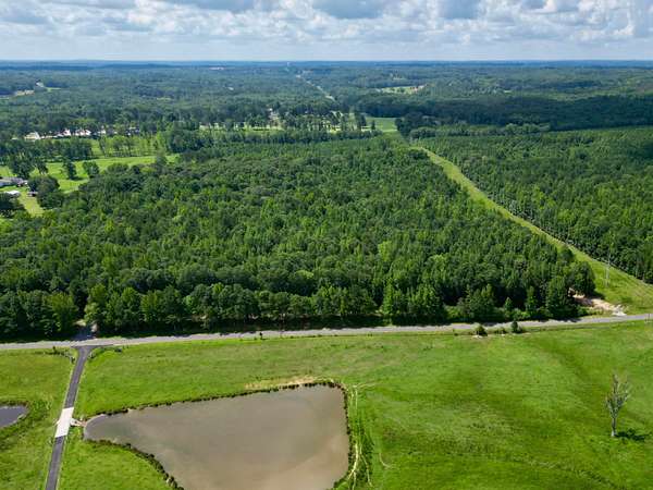 16 Acres of Recreational Land for Sale in Haleyville, Alabama