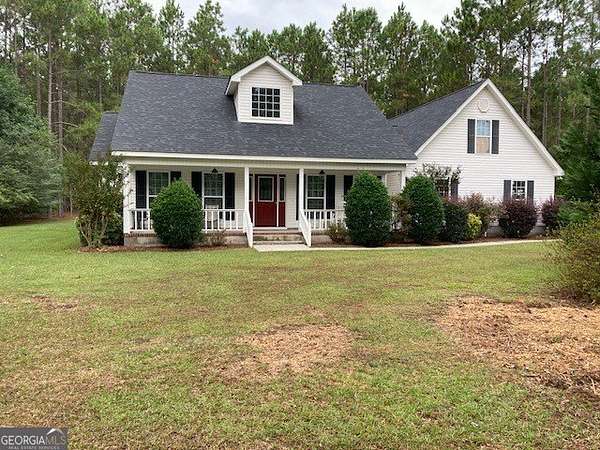1.5 Acres of Residential Land with Home for Sale in Rentz, Georgia