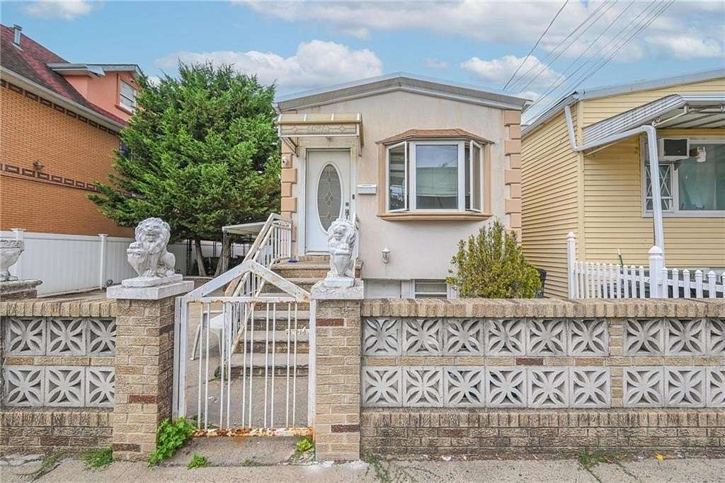 0.08 Acres of Residential Land for Sale in Brooklyn, New York