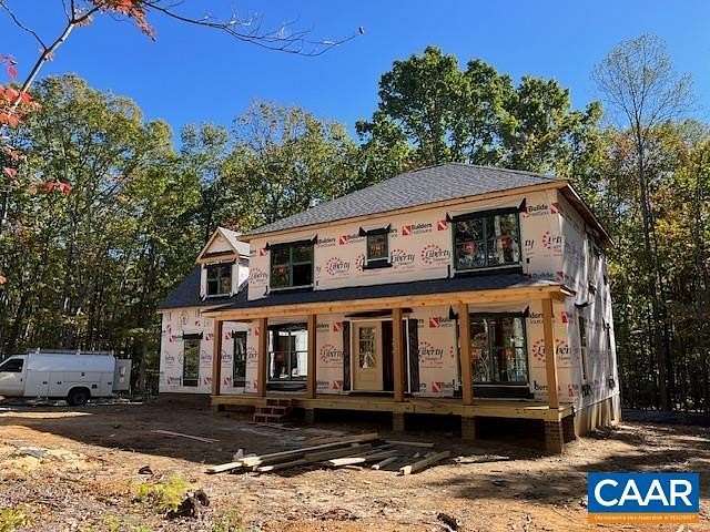 10 Acres of Residential Land with Home for Sale in Louisa, Virginia