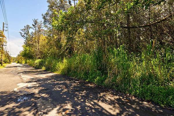 3 Acres of Residential Land for Sale in Mountain View, Hawaii