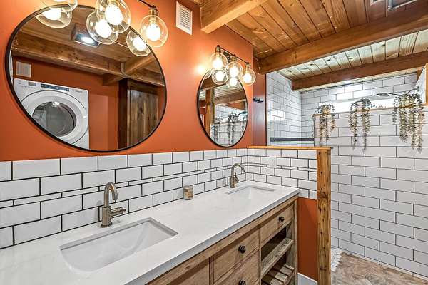 5 Acres of Residential Land with Home for Sale in Clio, California