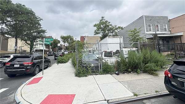 0.04 Acres of Residential Land for Sale in Brooklyn, New York