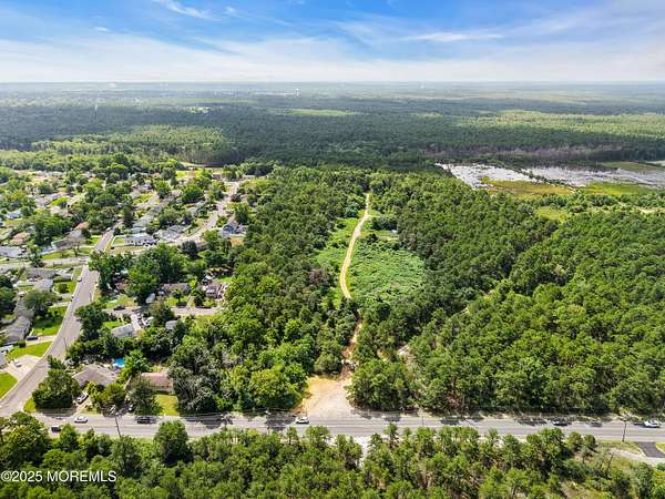 28.6 Acres of Improved Recreational Land for Sale in Toms River, New Jersey