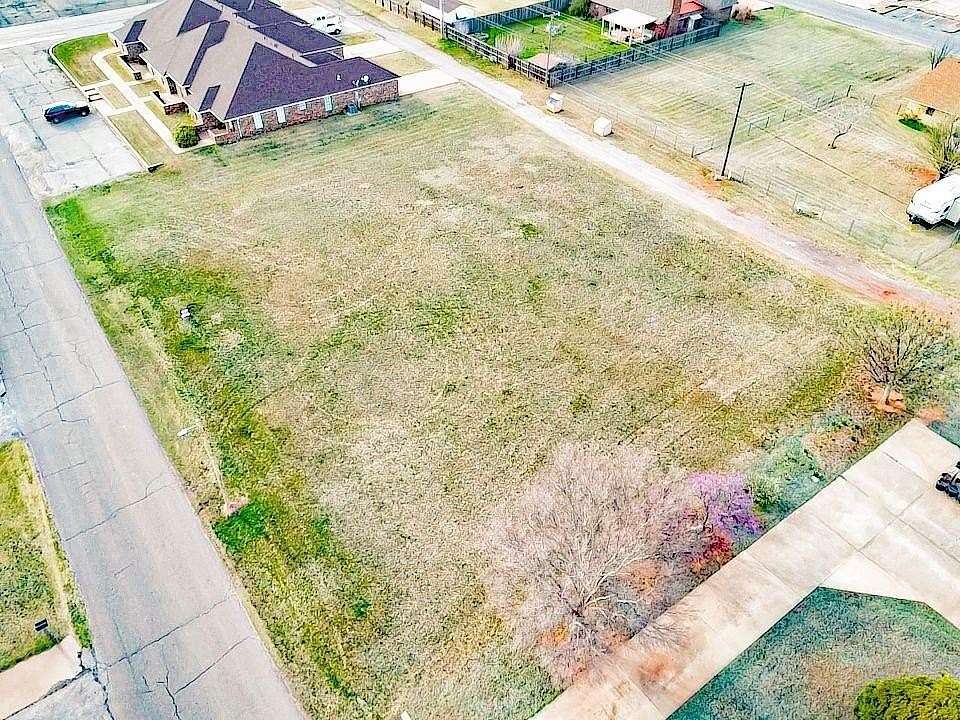 0.6 Acres of Land for Sale in Sayre, Oklahoma