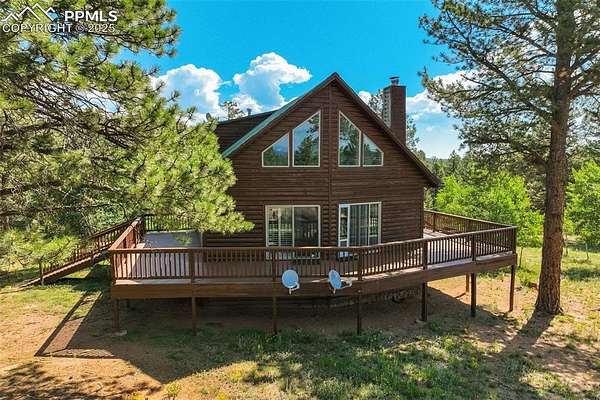 2.32 Acres of Residential Land with Home for Sale in Florissant, Colorado