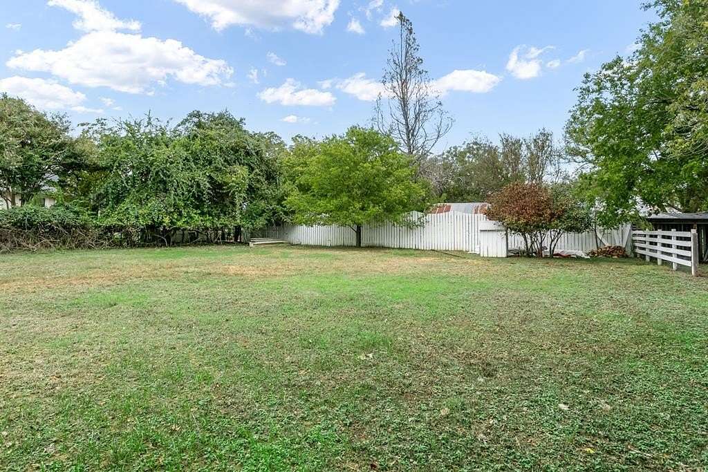 0.18 Acres of Residential Land for Sale in Fredericksburg, Texas