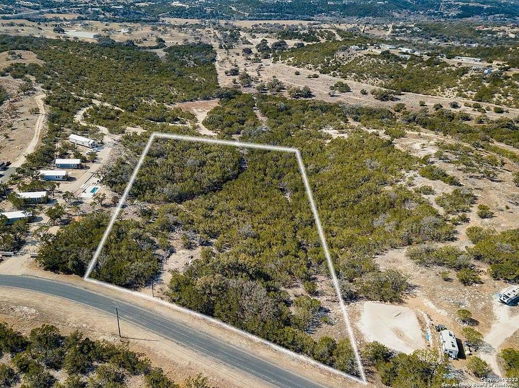 5 Acres of Land for Sale in Kerrville, Texas