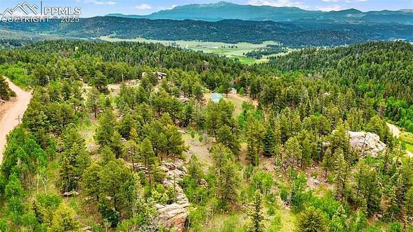 1 Acre of Land for Sale in Florissant, Colorado