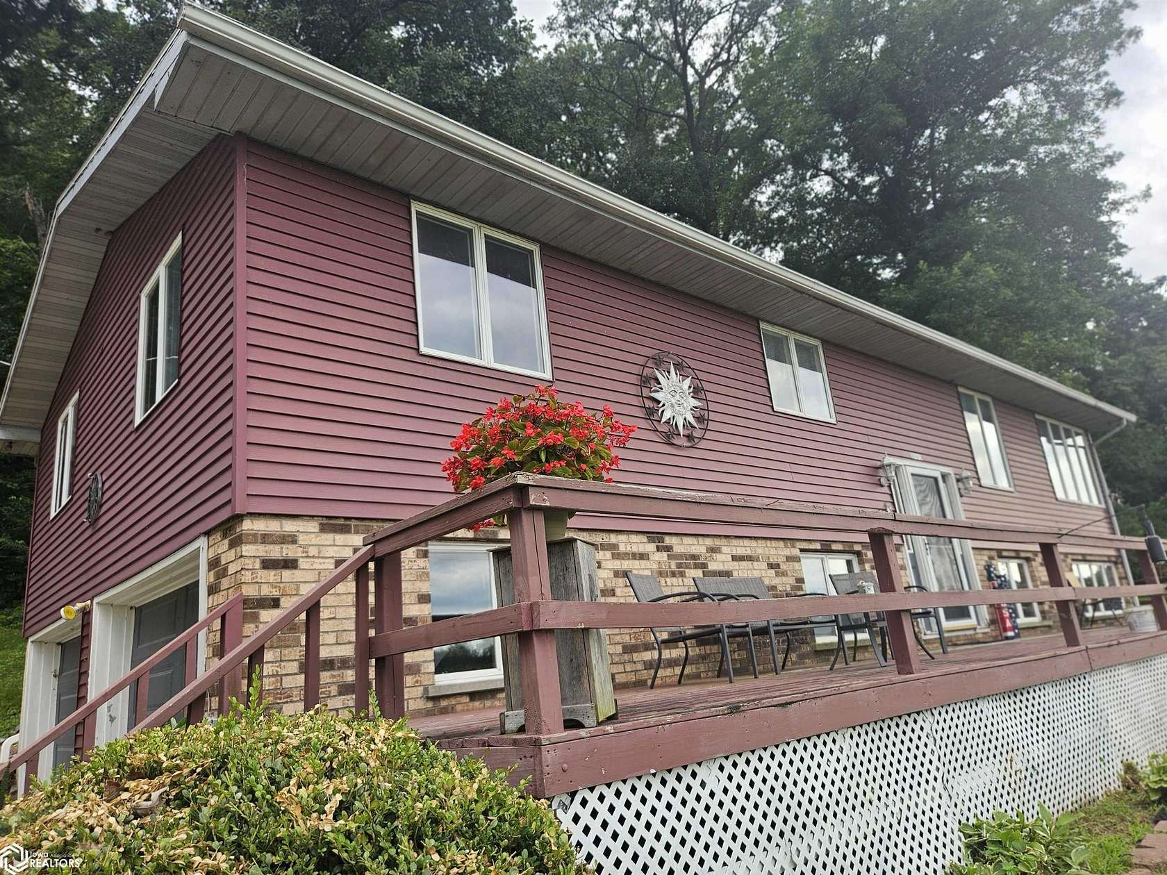 4.5 Acres of Residential Land with Home for Sale in Niota, Illinois