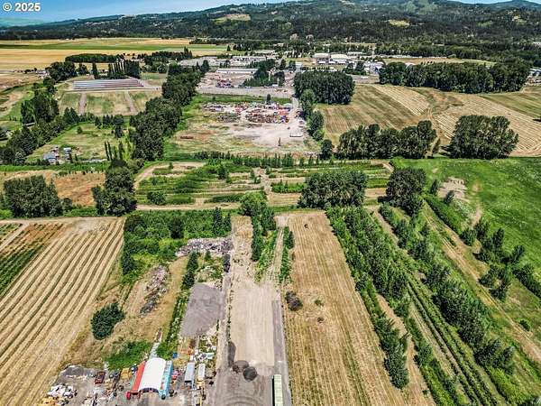 10 Acres of Commercial Land for Sale in Woodland, Washington