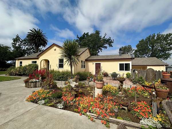 4.23 Acres of Residential Land with Home for Sale in Santa Rosa, California