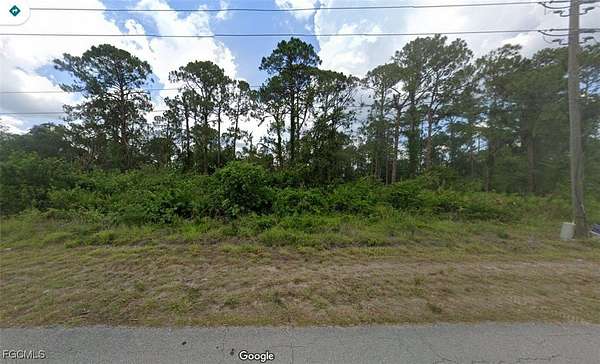 0.25 Acres of Residential Land for Sale in Lehigh Acres, Florida