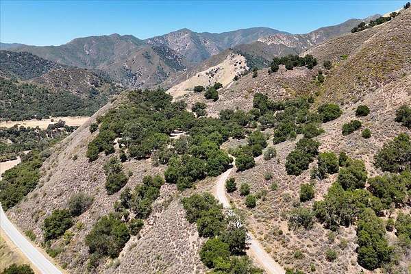 104 Acres of Land with Home for Sale in Greenfield, California