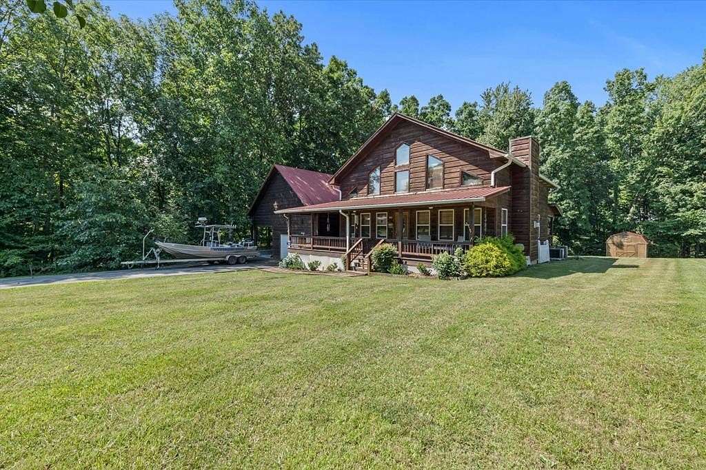 2 Acres of Residential Land with Home for Sale in Allons, Tennessee