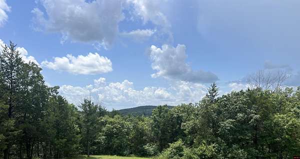 10 Acres of Residential Land for Sale in Yellville, Arkansas