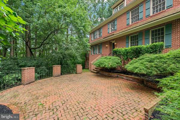 3.1 Acres of Residential Land with Home for Sale in Downingtown, Pennsylvania