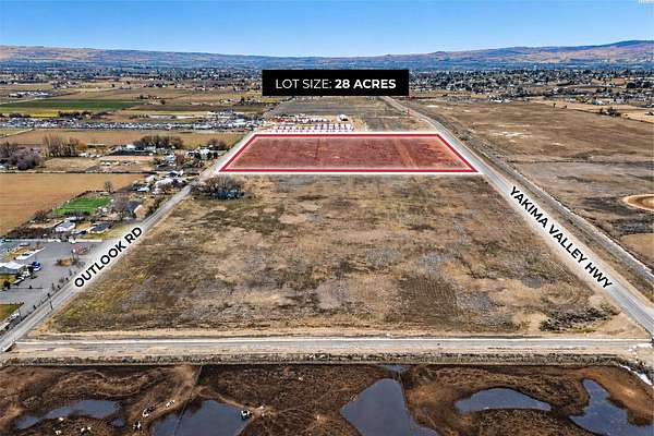 28 Acres of Mixed-Use Land for Sale in Sunnyside, Washington