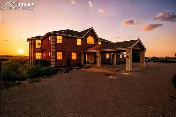 33.5 Acres of Land with Home for Sale in Castle Rock, Colorado