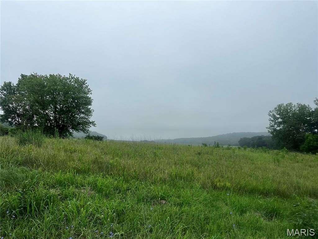 5 Acres of Residential Land for Sale in Louisiana, Missouri