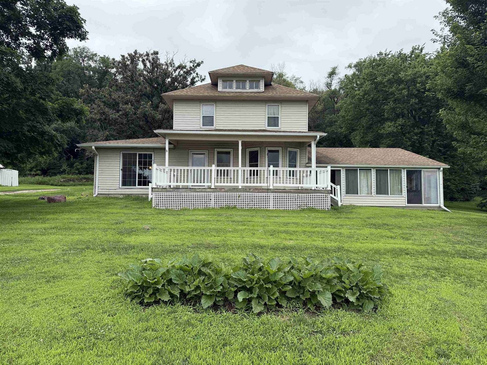 3 Acres of Residential Land with Home for Sale in Decatur, Nebraska