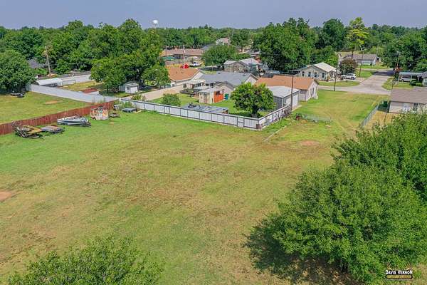 1.53 Acres of Residential Land for Sale in Vernon, Texas