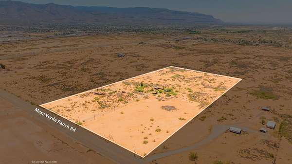 20 Acres of Mixed-Use Land for Sale in Alamogordo, New Mexico