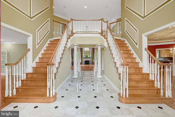 3.28 Acres of Residential Land with Home for Sale in Leesburg, Virginia